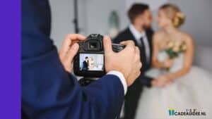 Feestkrant voor het bruidspaar: origineel en persoonlijk cadeau